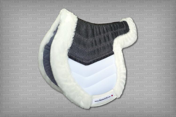 Hunter saddle pad with cotton lining, fleece roll and pockets for shims (white / black)